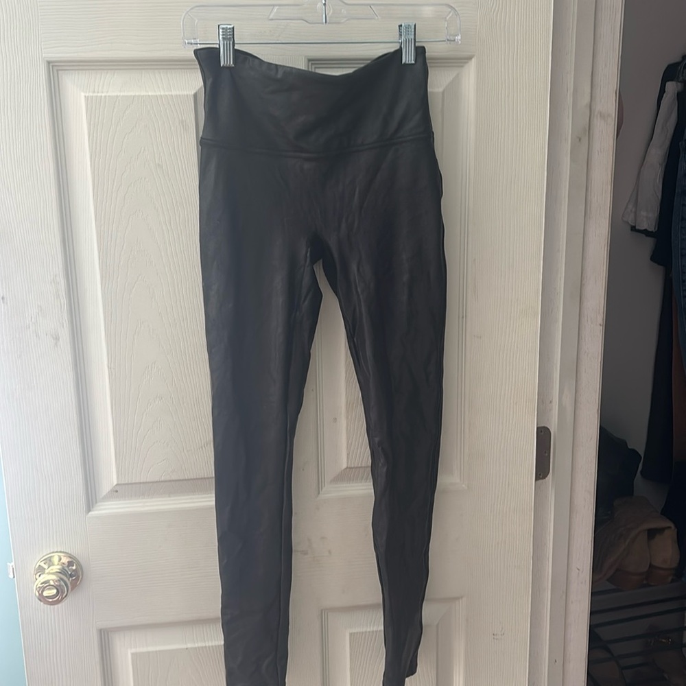 Spanx leather leggings M